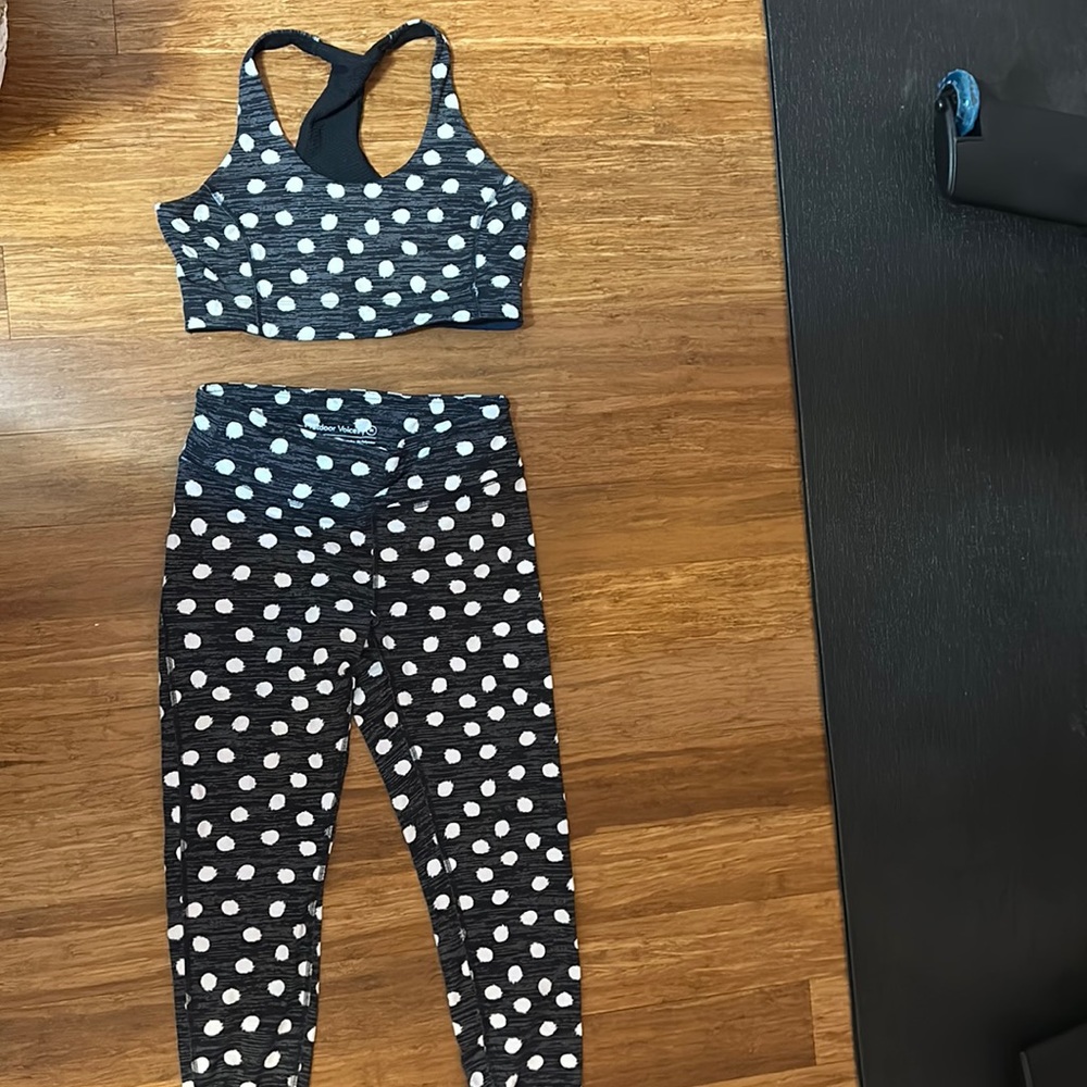 NWOT Outdoor voices set